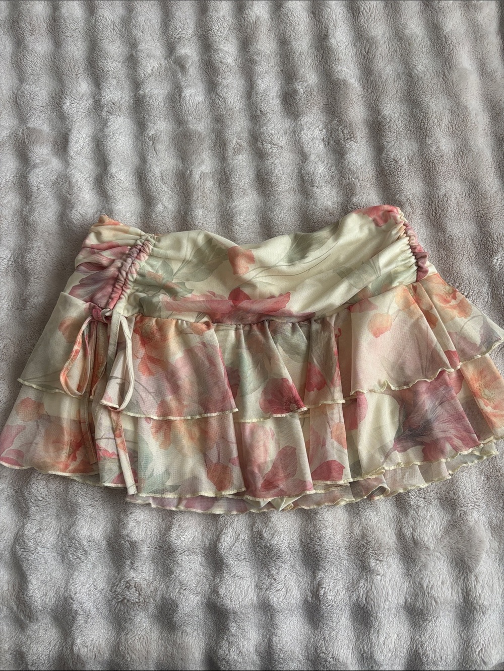 SHEIN Pink & Cream Floral Tiered Ruffle Mini Skirt
